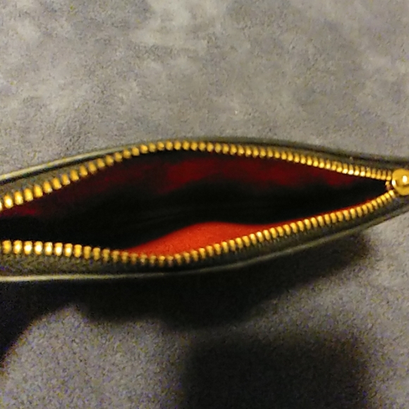 Dooney & Bourke wallet - Picture 4 of 5